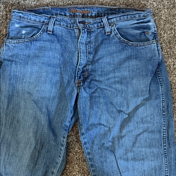 Wrangler 34 x 32 Blue Medium Wash Bootcut Jeans - Picture 3 of 7